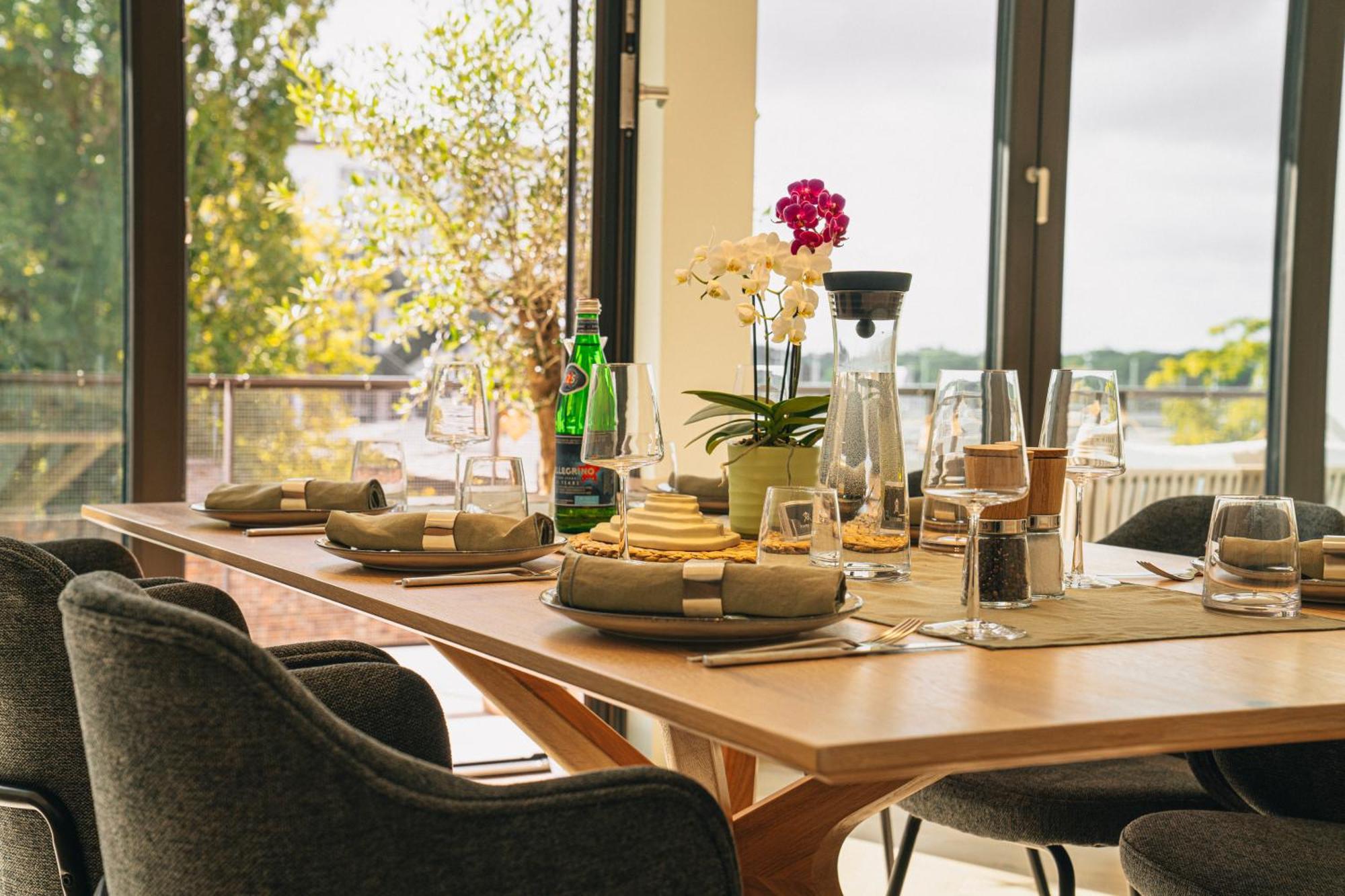 Rr - Penthouse - Luxe 105 Qm - Central - Wifi Magdeburg Luaran gambar