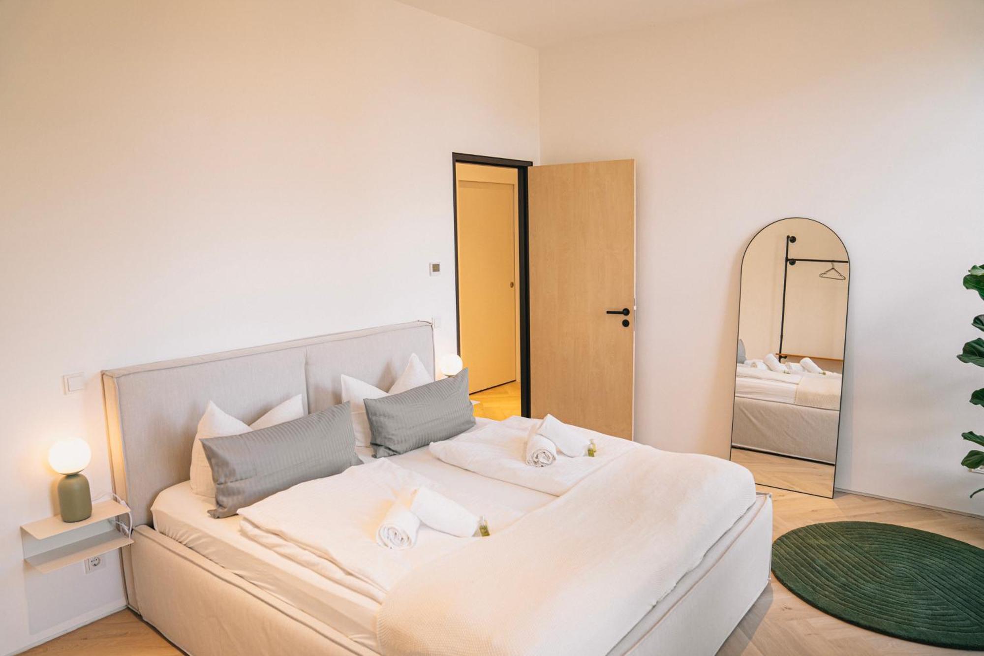 Rr - Penthouse - Luxe 105 Qm - Central - Wifi Magdeburg Luaran gambar